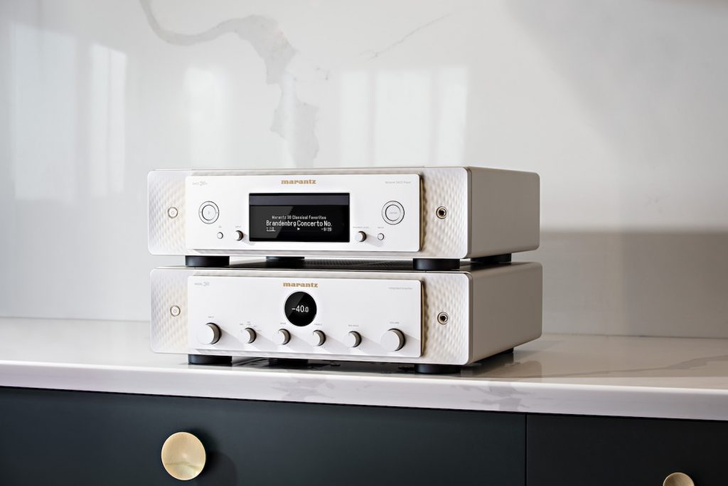 Marantz Amplifier and SACD Player