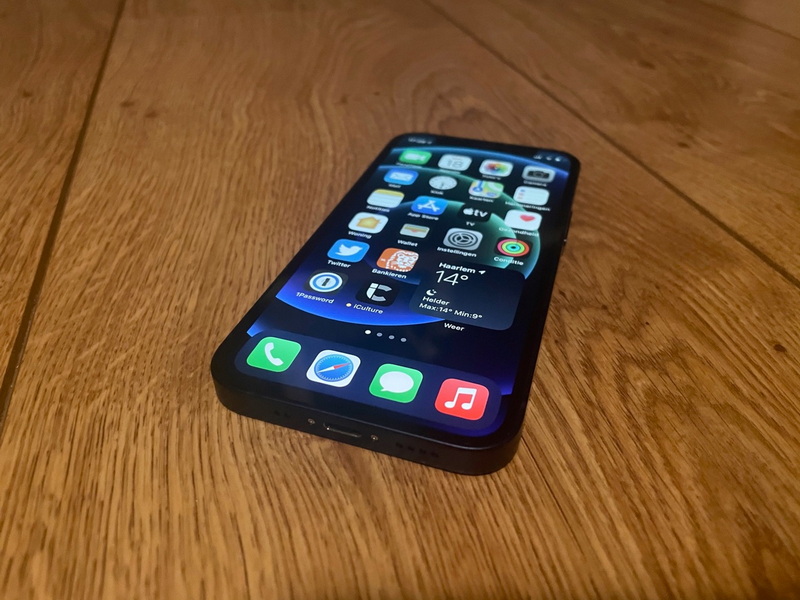 Review:  iPhone 12 mini