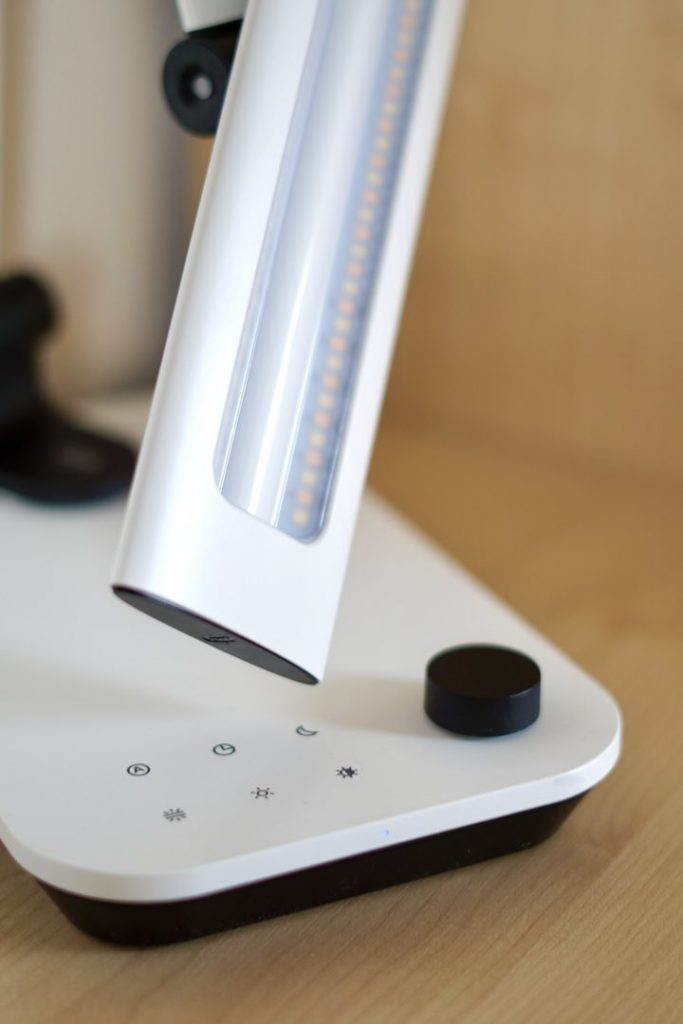 TaoTronics LED desk lamp